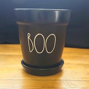RAE DUNN HALLOWEEN PLANT POT